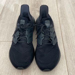 Men’s Adidas Ultraboost 22 | Running | Size 11.5 | Triple Black